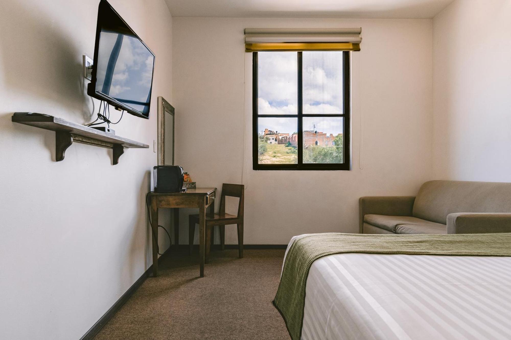 Hotel La Estacion ซานมิเกล เด อาเญนเด ภายนอก รูปภาพ