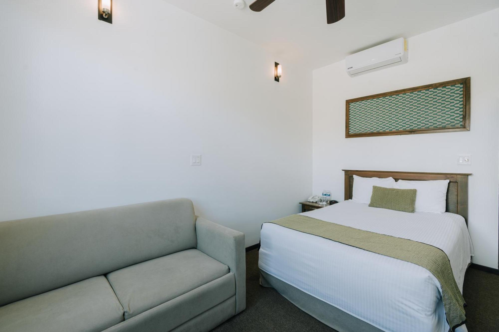 Hotel La Estacion ซานมิเกล เด อาเญนเด ภายนอก รูปภาพ