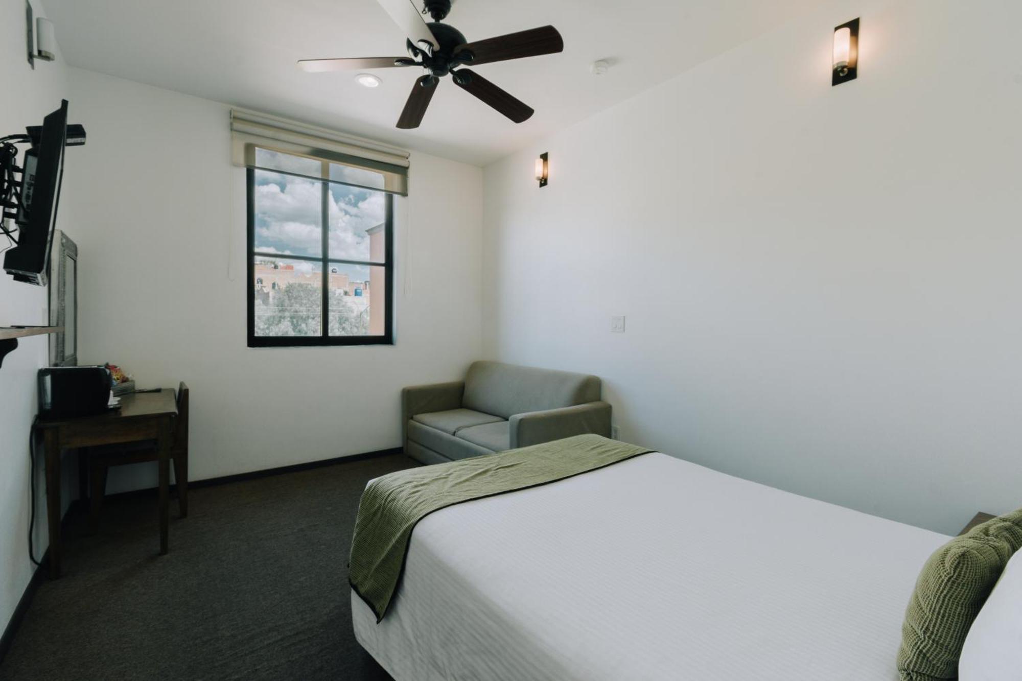 Hotel La Estacion ซานมิเกล เด อาเญนเด ภายนอก รูปภาพ