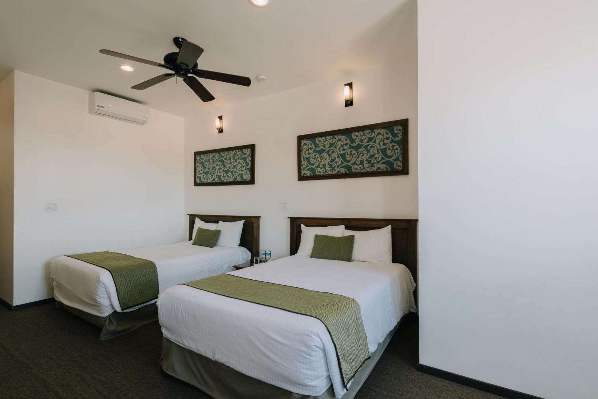 Hotel La Estacion ซานมิเกล เด อาเญนเด ภายนอก รูปภาพ